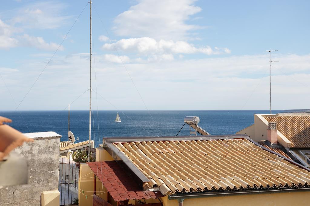 Ortigia Guest House Casa Flora Syracuse Exterior foto