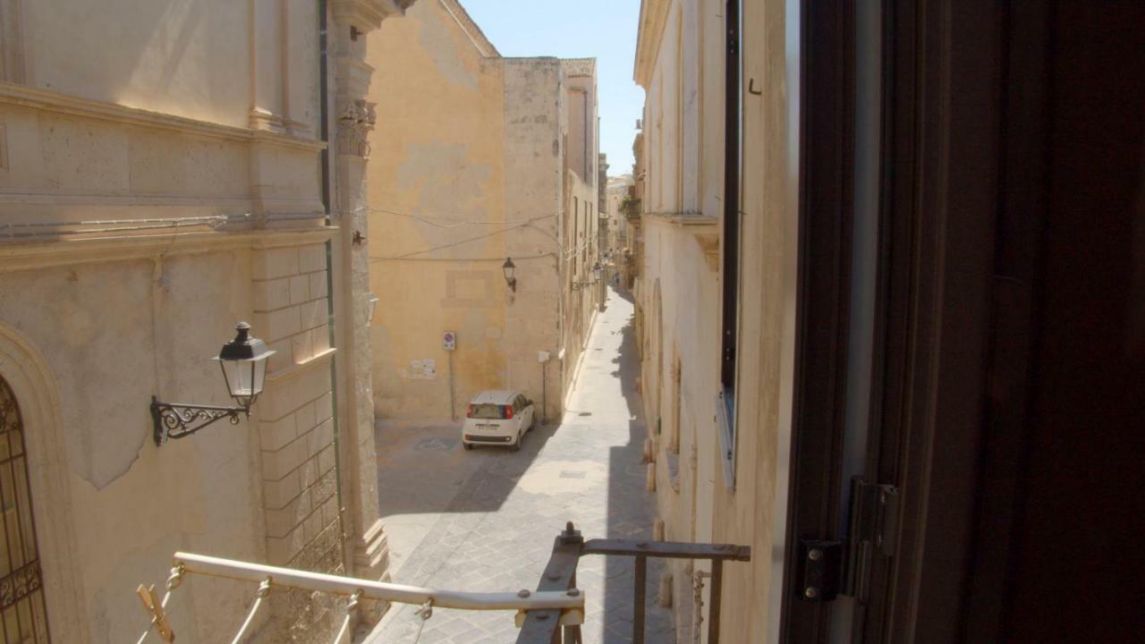 Ortigia Guest House Casa Flora Syracuse Exterior foto